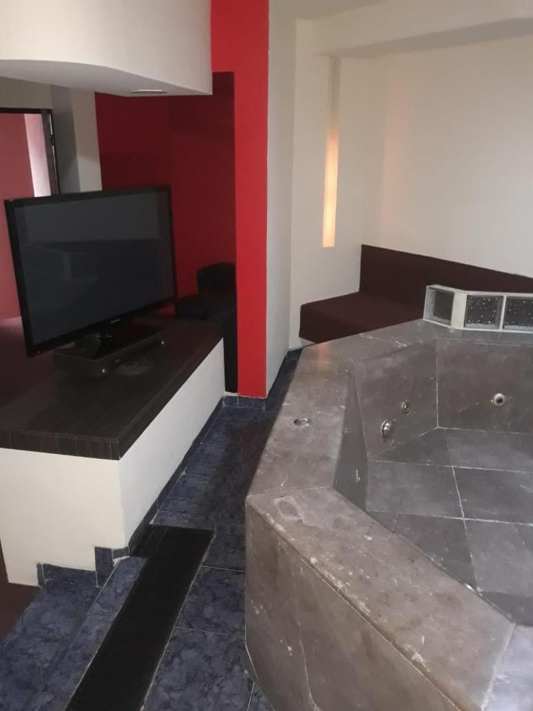 Hotel Campo Real メキシコシティ エクステリア 写真