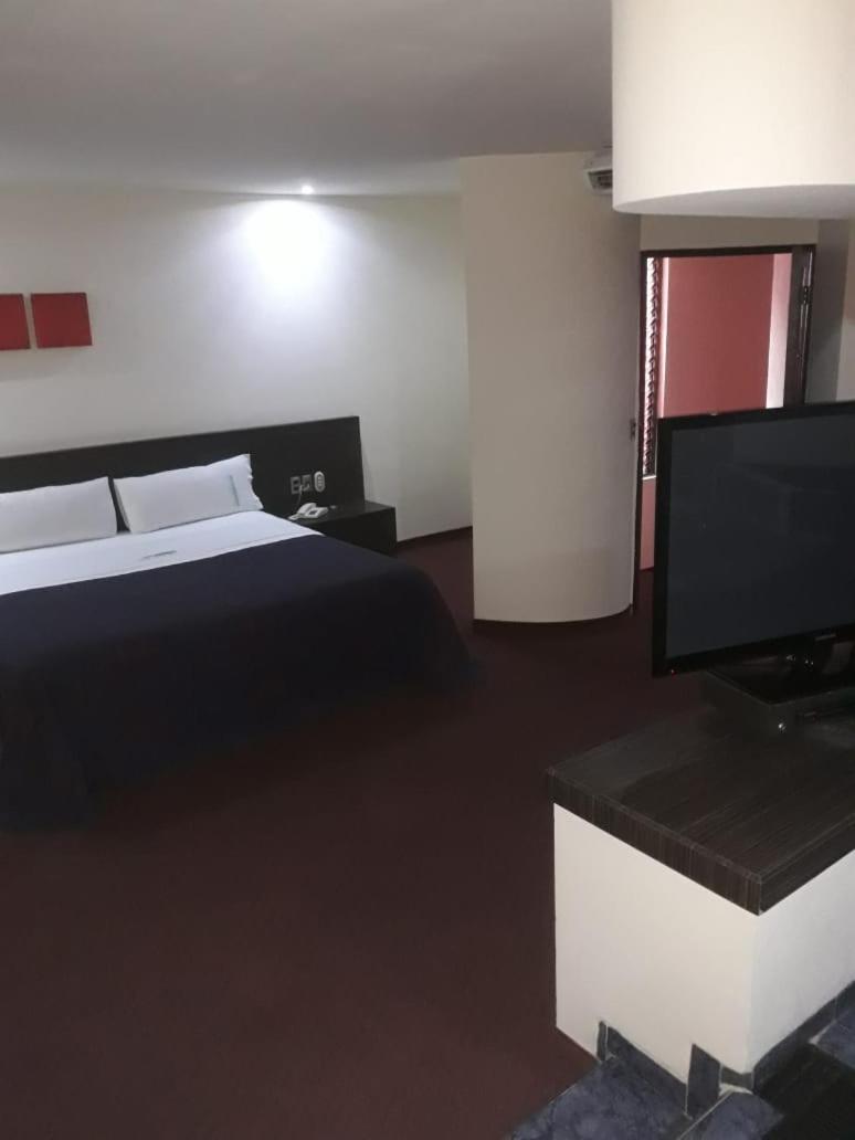 Hotel Campo Real メキシコシティ エクステリア 写真