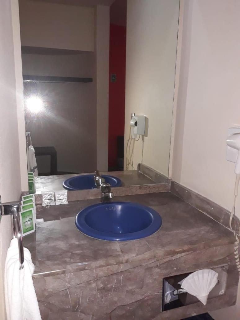 Hotel Campo Real メキシコシティ エクステリア 写真