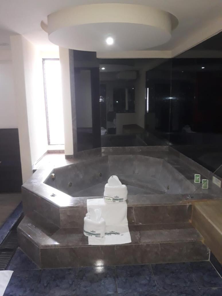 Hotel Campo Real メキシコシティ エクステリア 写真